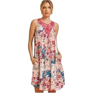 Savanna Jane Pink and Blue Halter Sundress‎ Sleeveless Mini Dress